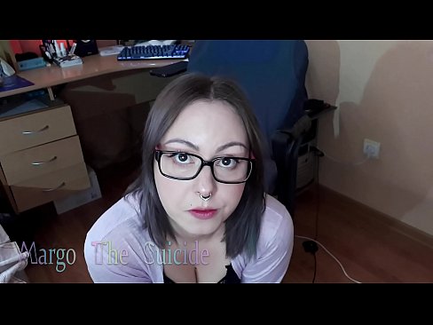 ❤️ Une fille sexy avec des lunettes suce profondément un gode devant la caméra ❌ Salopes at us fr.rionews.top ﹏