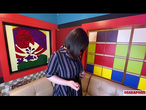 ❤️ Une jolie Japonaise aux gros seins se masturbe avec des jouets sexuels et a un orgasme. Elle parle dans une interview de son expérience de la baise. Gros seins et chatte poilue gémissant bruyamment. Osakaporn ❌ Salopes at us fr.rionews.top ﹏